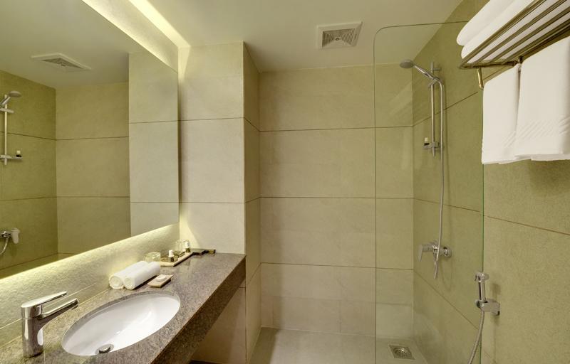 Click Hotel Bhuj Ngoại thất bức ảnh